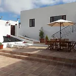 Casa Maria Dolores * Haría