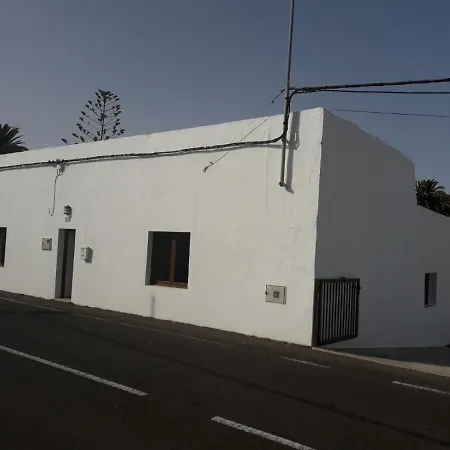 Casa Maria Dolores * Haria