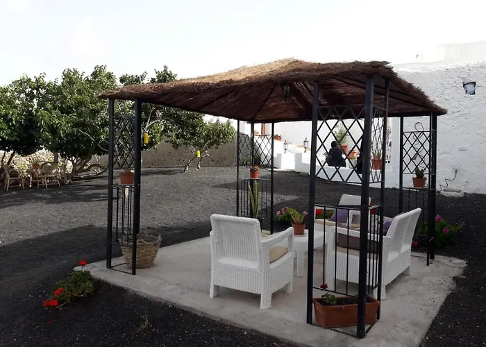 Casa Maria Dolores * Haría